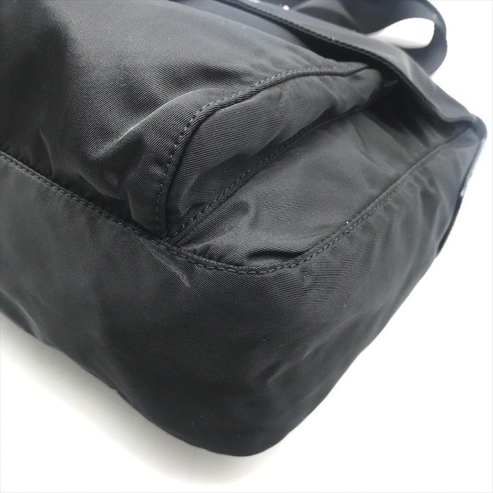 良品 PRADA プラダ 三角ロゴ ナイロン テスート メッセンジャー