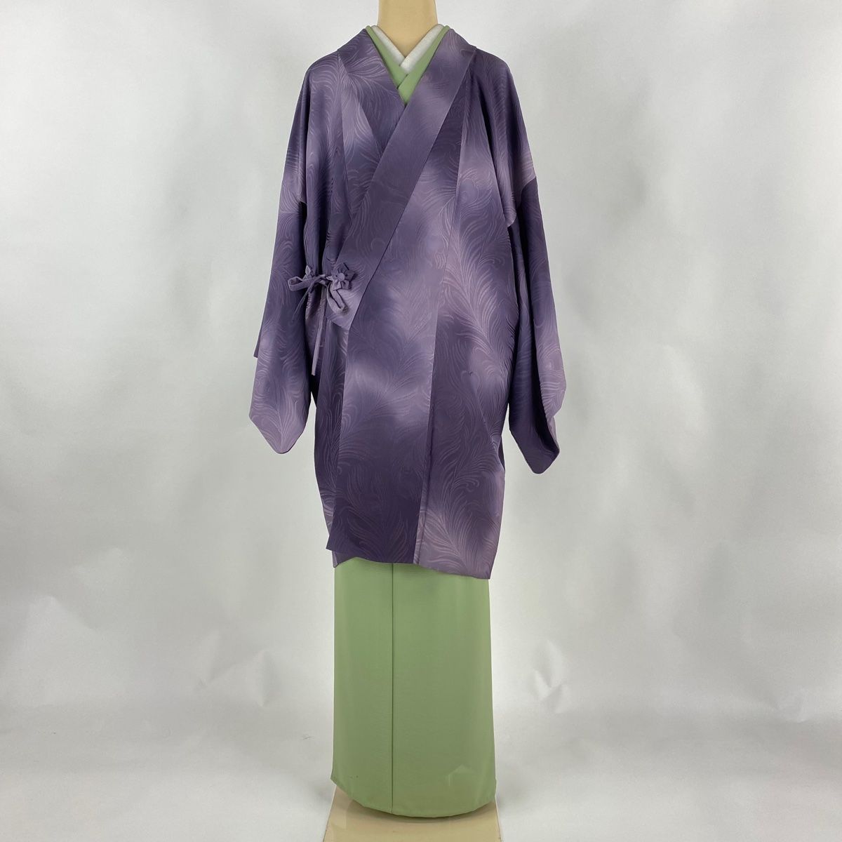 道中着 身丈97cm 裄丈69cm L 和装コート 着物衿 孔雀の羽 ぼかし 紫  
