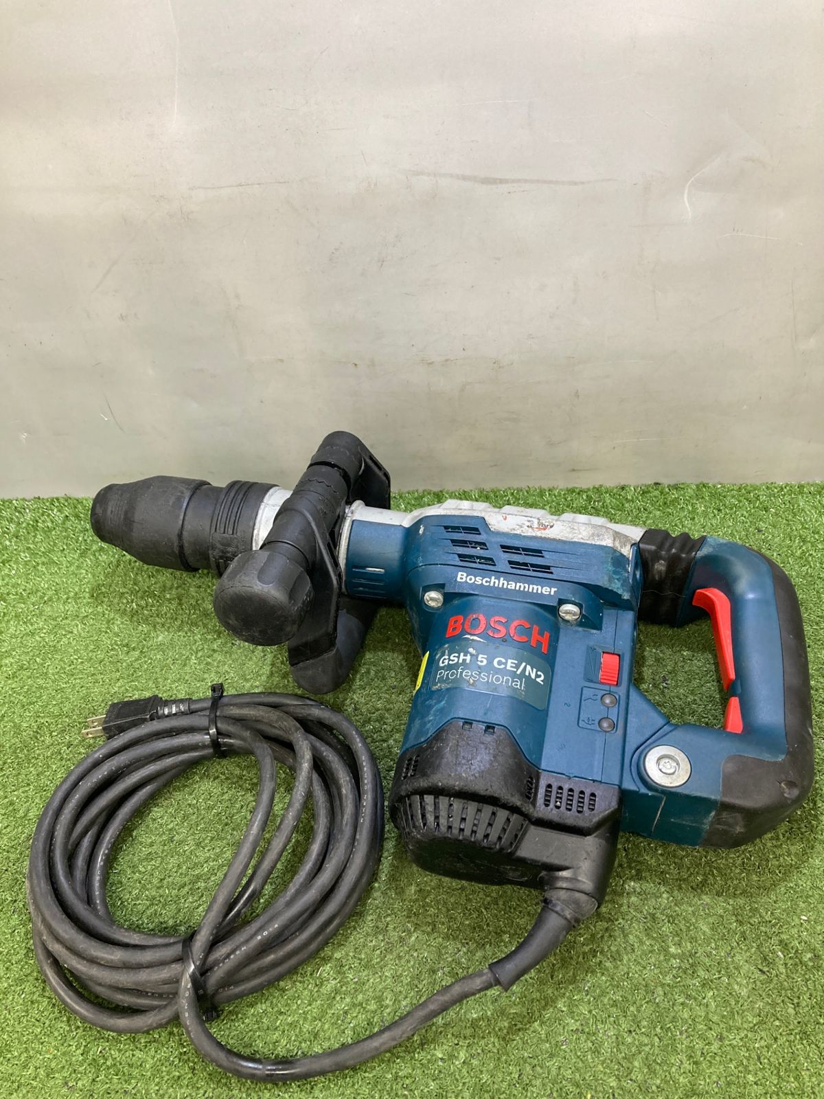 中古品】【0921】☆BOSCH(ボッシュ) SDS-max破つりハンマー[GSH5CE/N2 