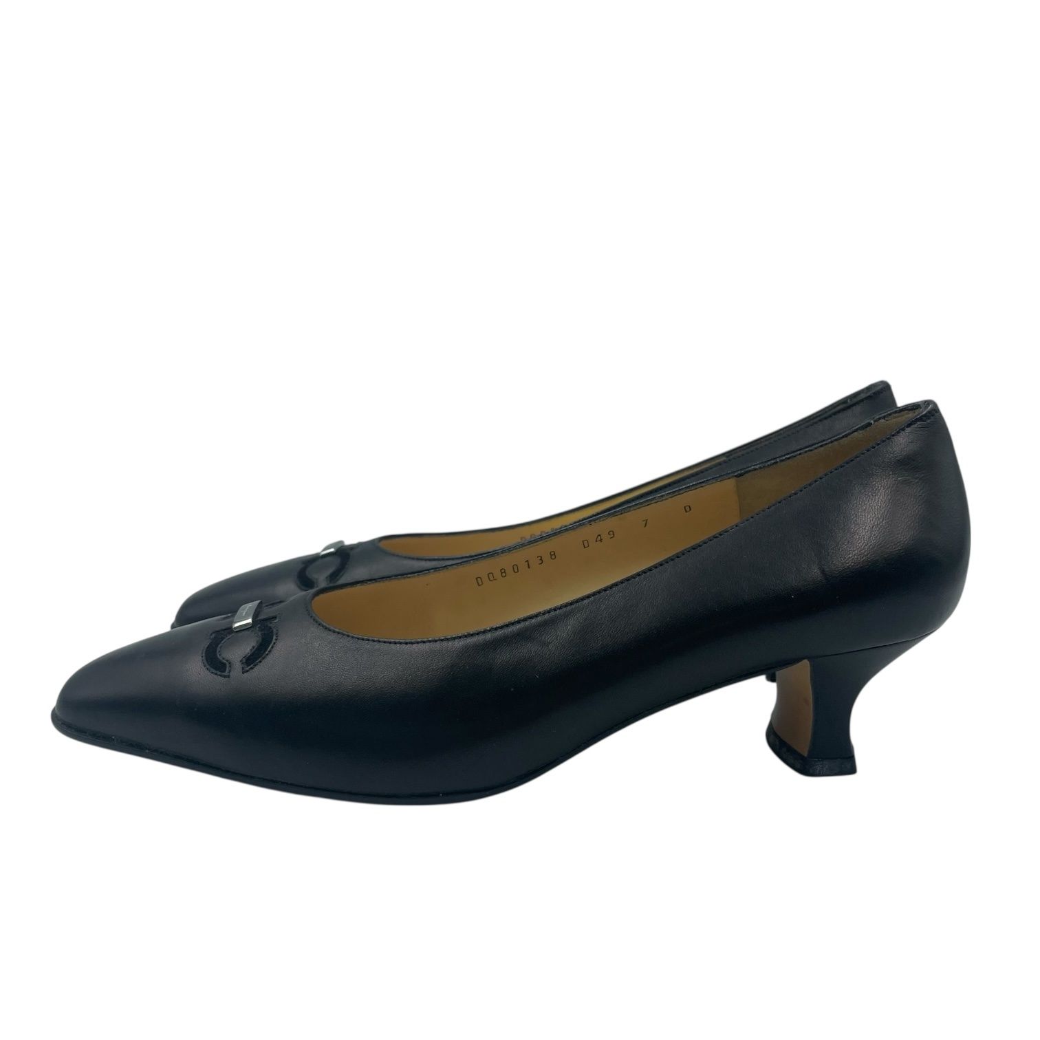 Salvatore Ferragamo フェラガモ パンプス　黒　23.4 箱 未使用品 Salvatore Ferragamo フェラガモ パンプス レザー