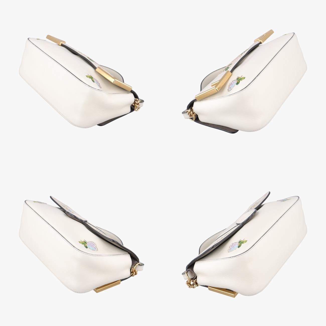 送料無料の商品多数！ フェンディFendiダブルエフ フローラル ホワイト×マルチ レザー 8BT297 8BT297 A5DO 189-10429