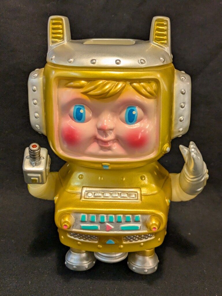 Toysbian cheese(蓄光成型/金/銀塗装/第一回創作ソフビ決起集会限定)