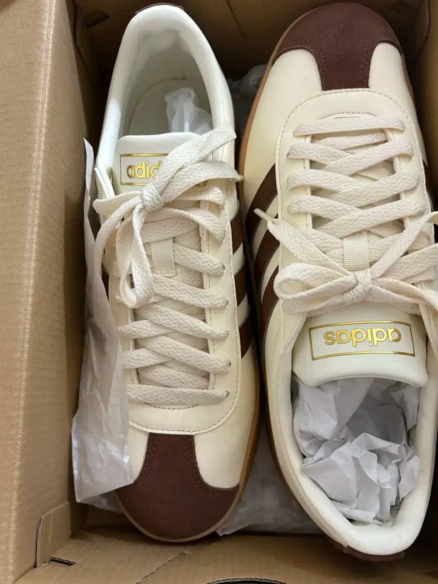 adidas アディダス VL コート 2 0 クリーム ブラウン 250