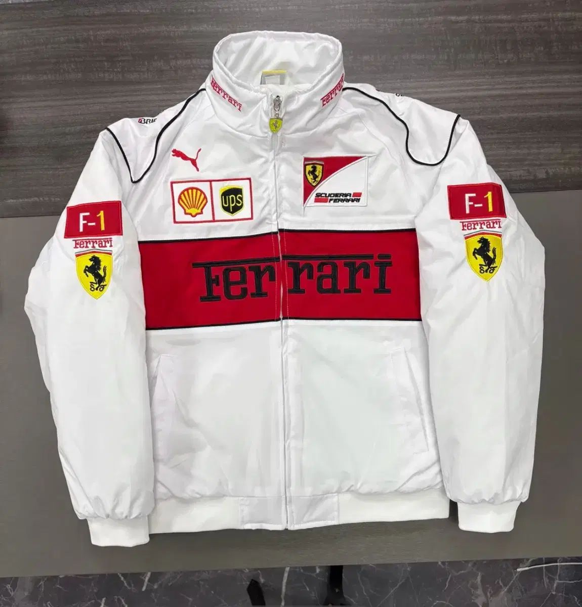 F1 Ferrari レーシング ジャケット 白 - メルカリ