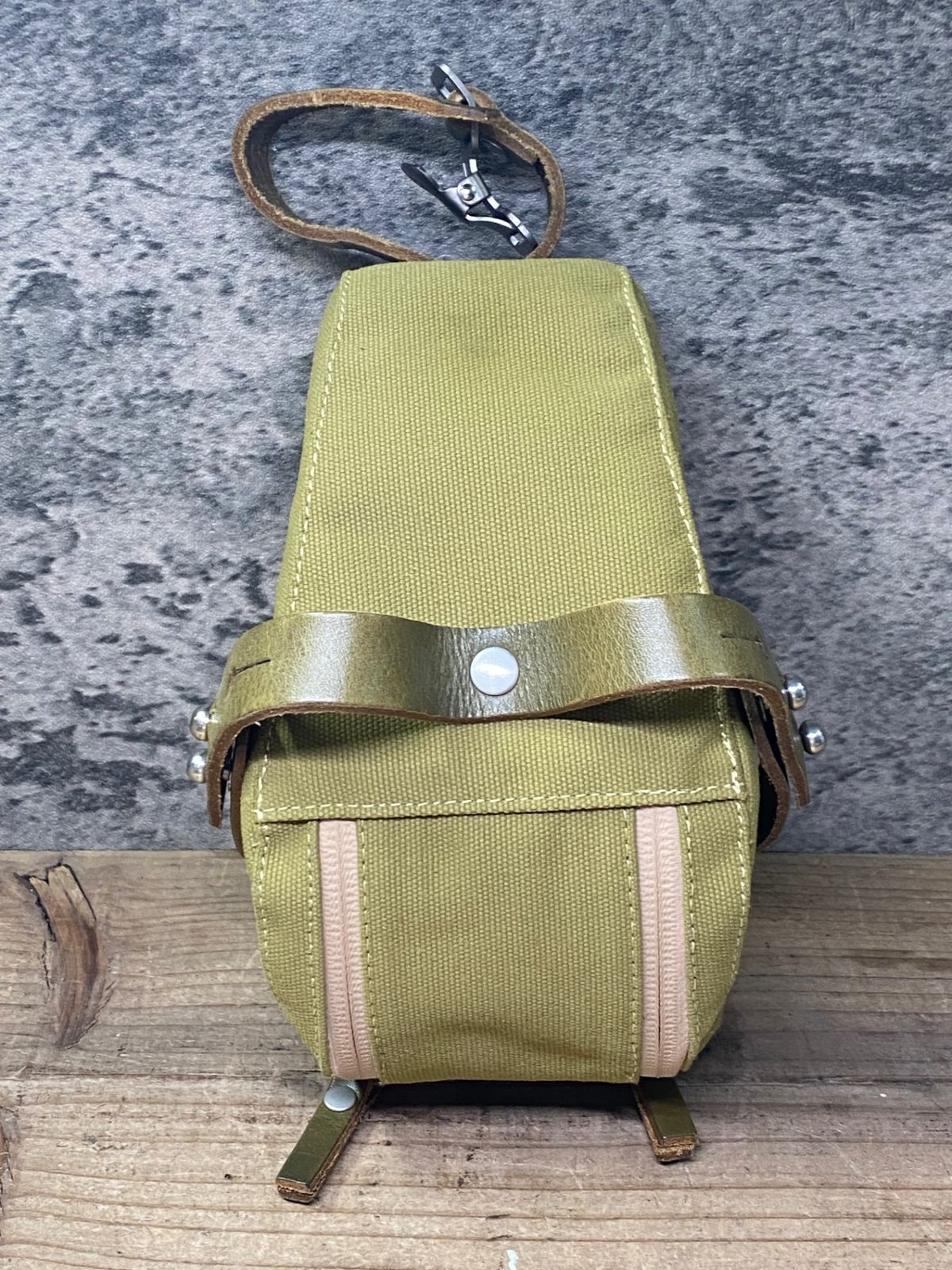 BROOKS サドルバッグ　アイルオブワイト BROOKS（ブルックス）ISLE OF WIGHT （アイルオブワイト