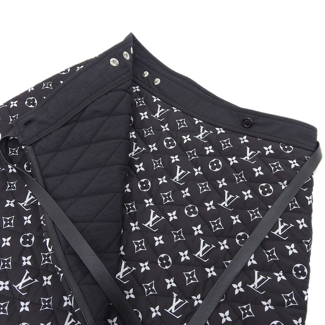 ヴィトン モノグラム グラフィックキルテッド ラップスカート ブラック