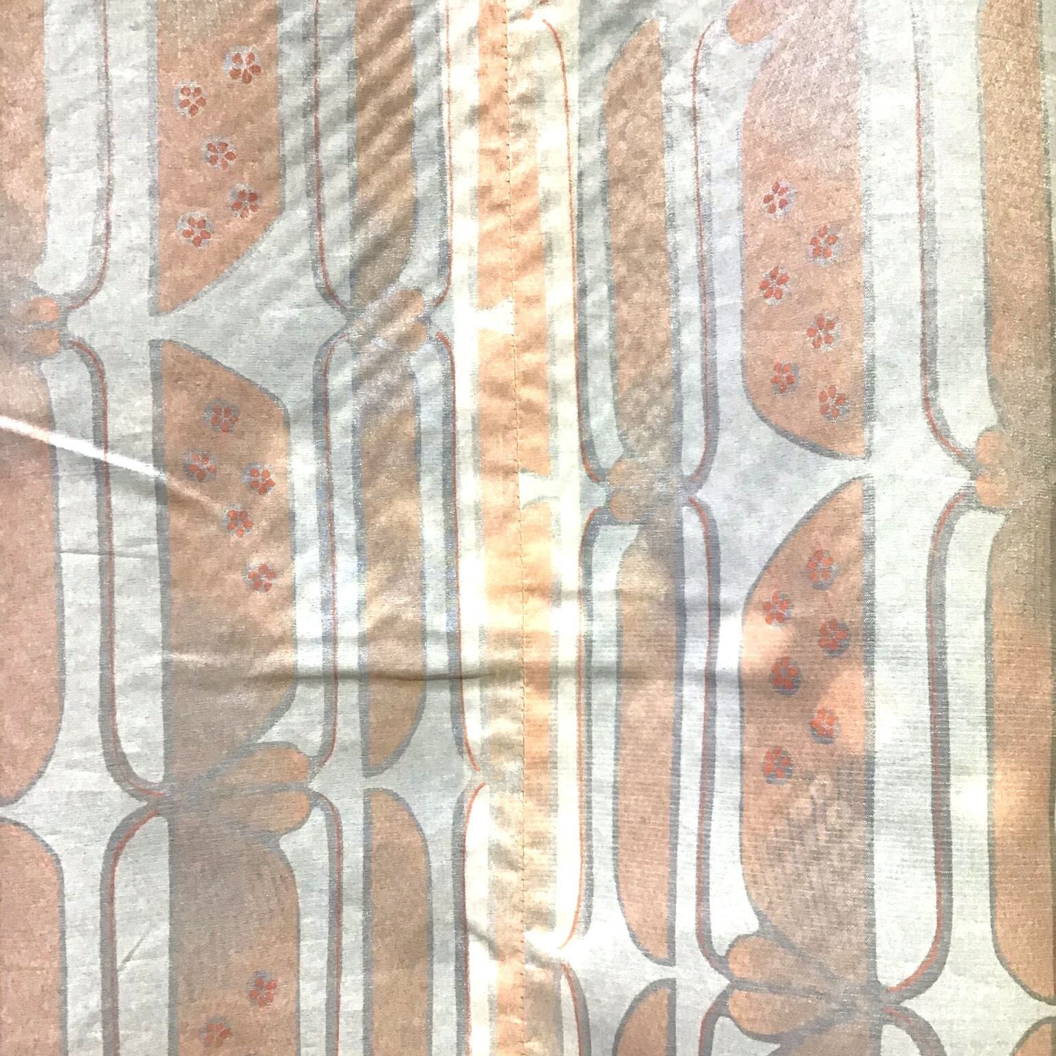 あせた赤のシノワズリラグ　ヴィンテージトルコラグ　No.665 あせた赤のシノワズリラグ ヴィンテージトルコラグ No.665 あせた赤の