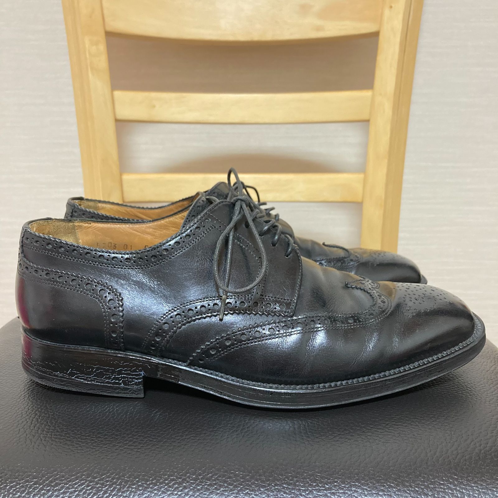 サントーニ Santoni 靴 26.5cm 黒 ビジネスシューズ 外羽根式 本革 レザー 男性用 メンズ イタリア製 7 1/2 F - メルカリ