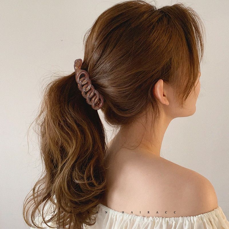 メルカリshops バナナクリップ ヘアクリップ パール ヘアアクセサリー クリア おしゃれ 簡単