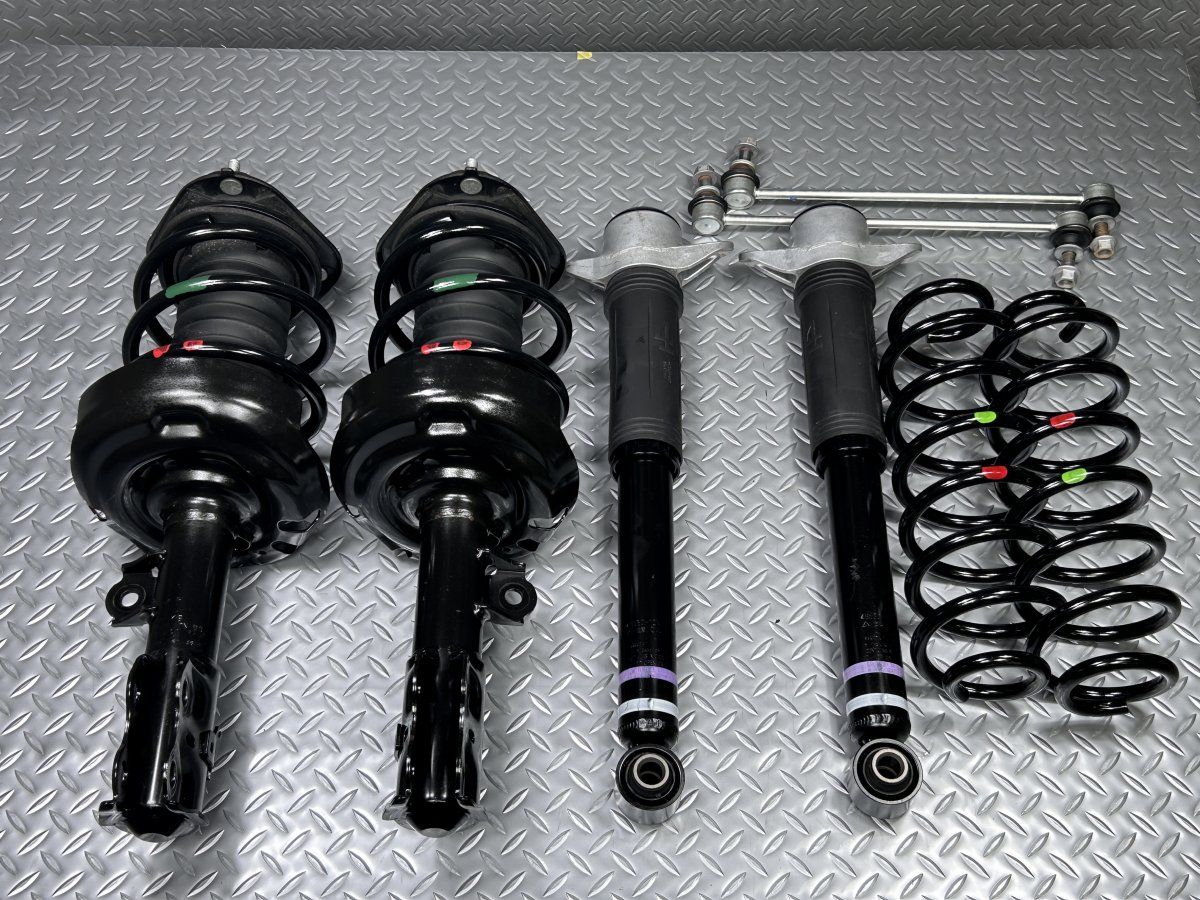 送料無料【中古】210系カローラツーリング純正サスキット 前右48510-12L60 前左48520-12L60 後48530-12N10 ZWE211/213/219/NRE210/214(24060073)