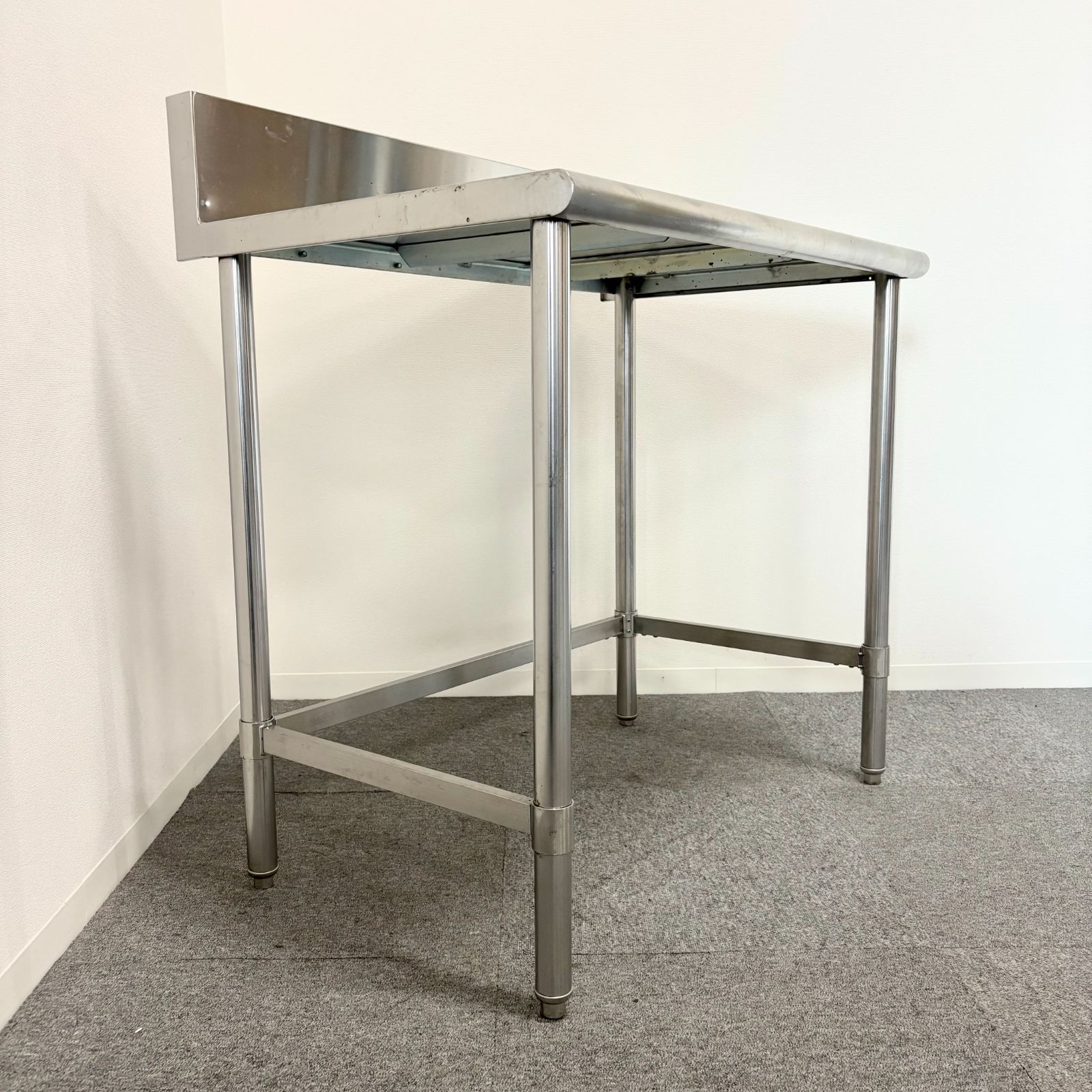 愛知県 ステンレス作業台|幅900mm×奥行600mm×高さ850mm|業務用|厨房機器|台|棚|テーブル|1510