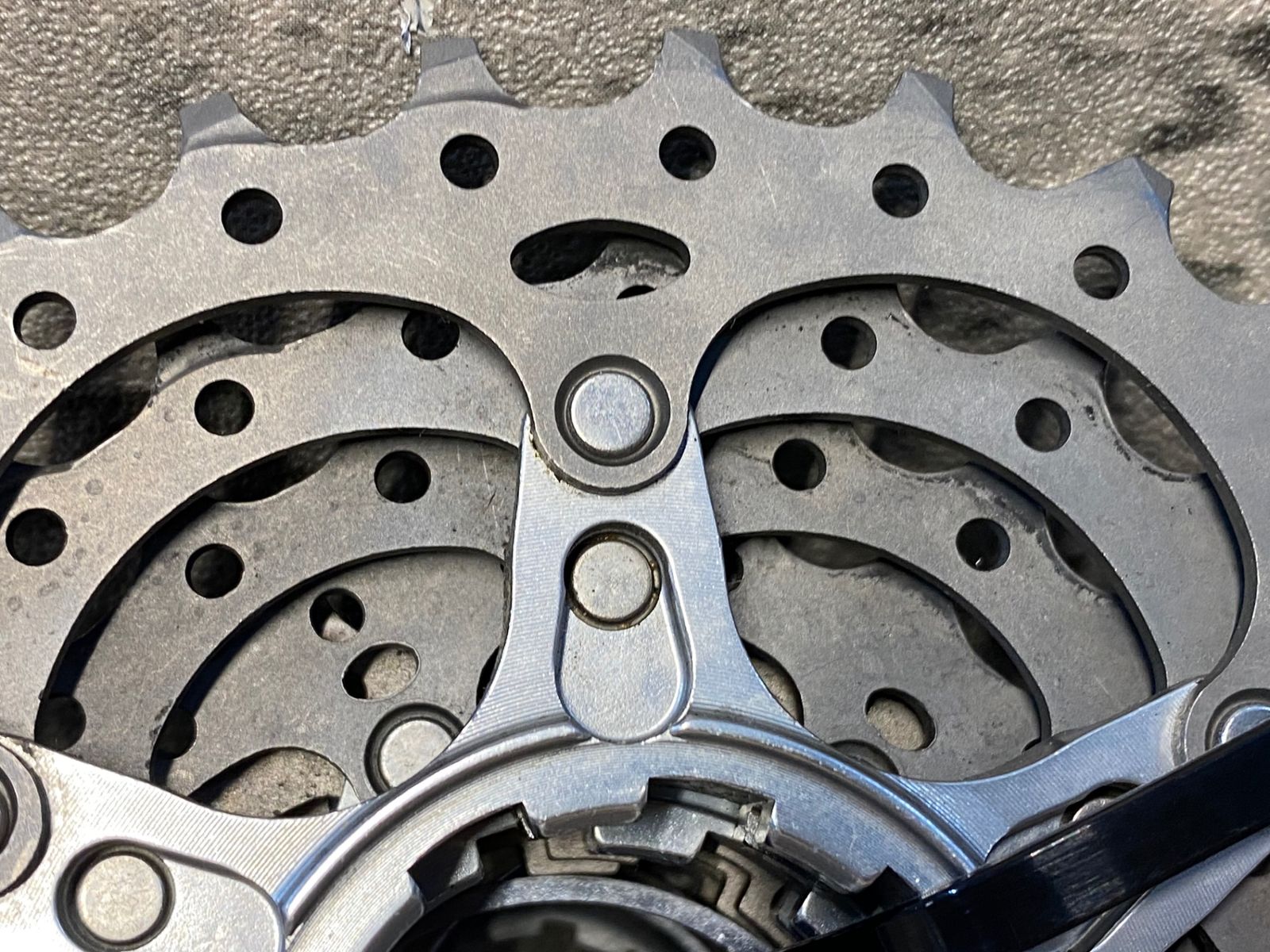 DURA-ACE CS-7900 10速スプロケット 11-27 DURA-ACE FC-7900 10S CS-7900