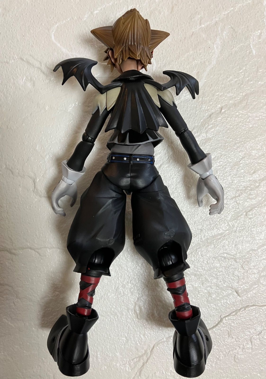 希少　未使用　キングダムハーツプレイアーツ改　ソラ　ハロウィンタウンver Amazon.co.jp: [FIG]PLAY ARTS改(プレイアーツ改) ソラ