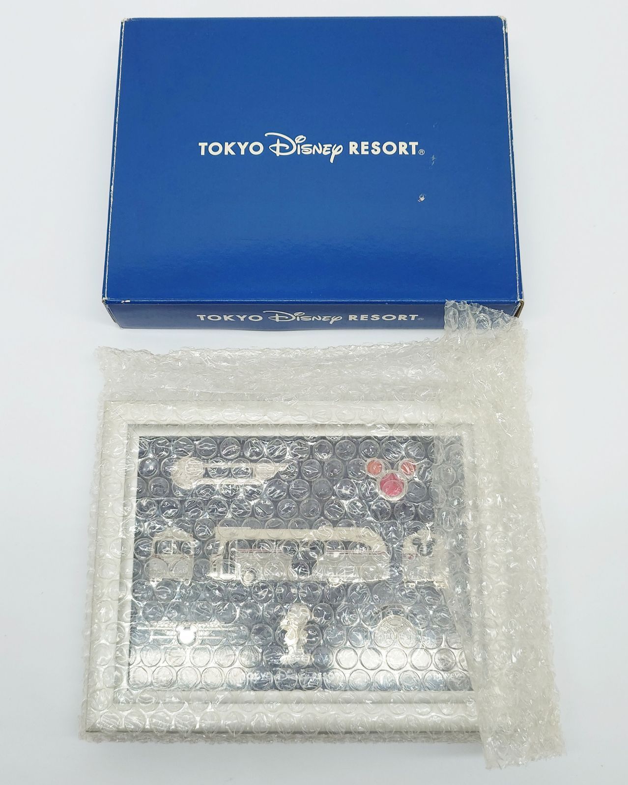 TOKYO Disney RESORT リゾートクルーザーバス 額入り ピンバッジ