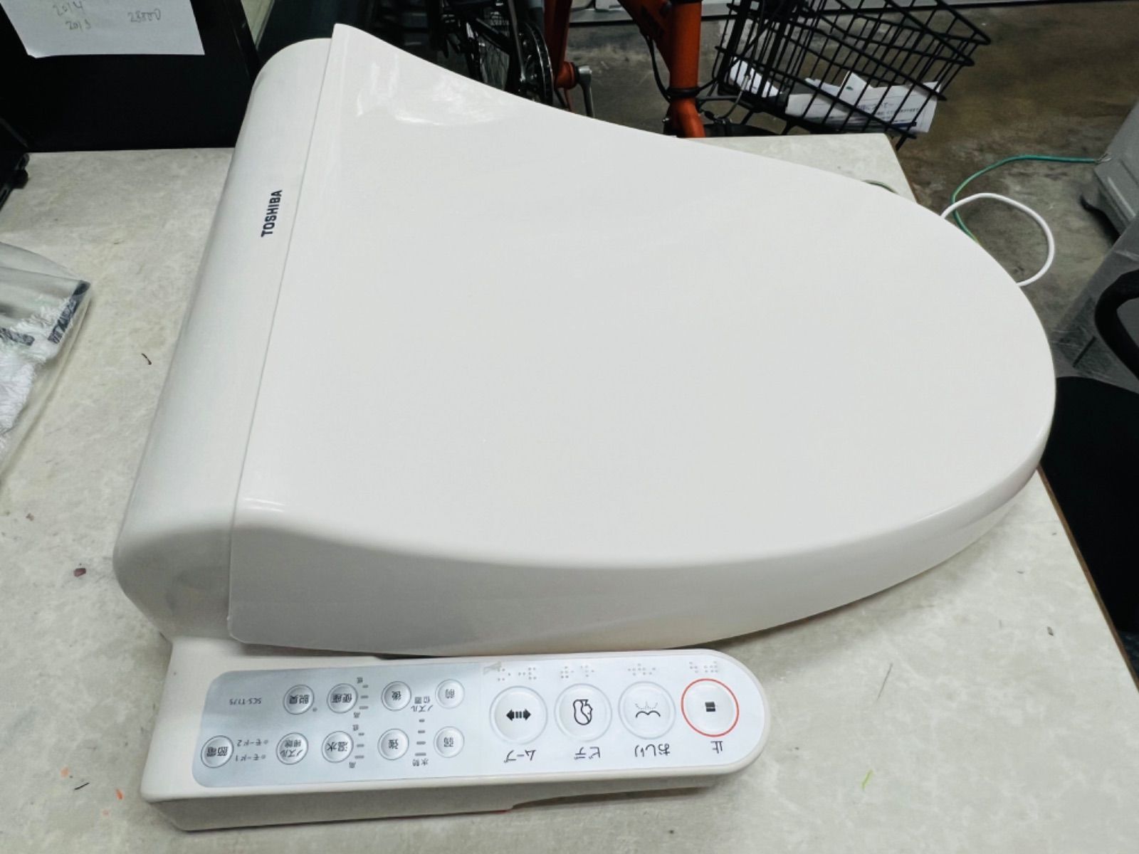 TOSHIBA 温水洗浄便座 SCSーT175 東芝 SCS-T175 温水洗浄便座(貯湯式