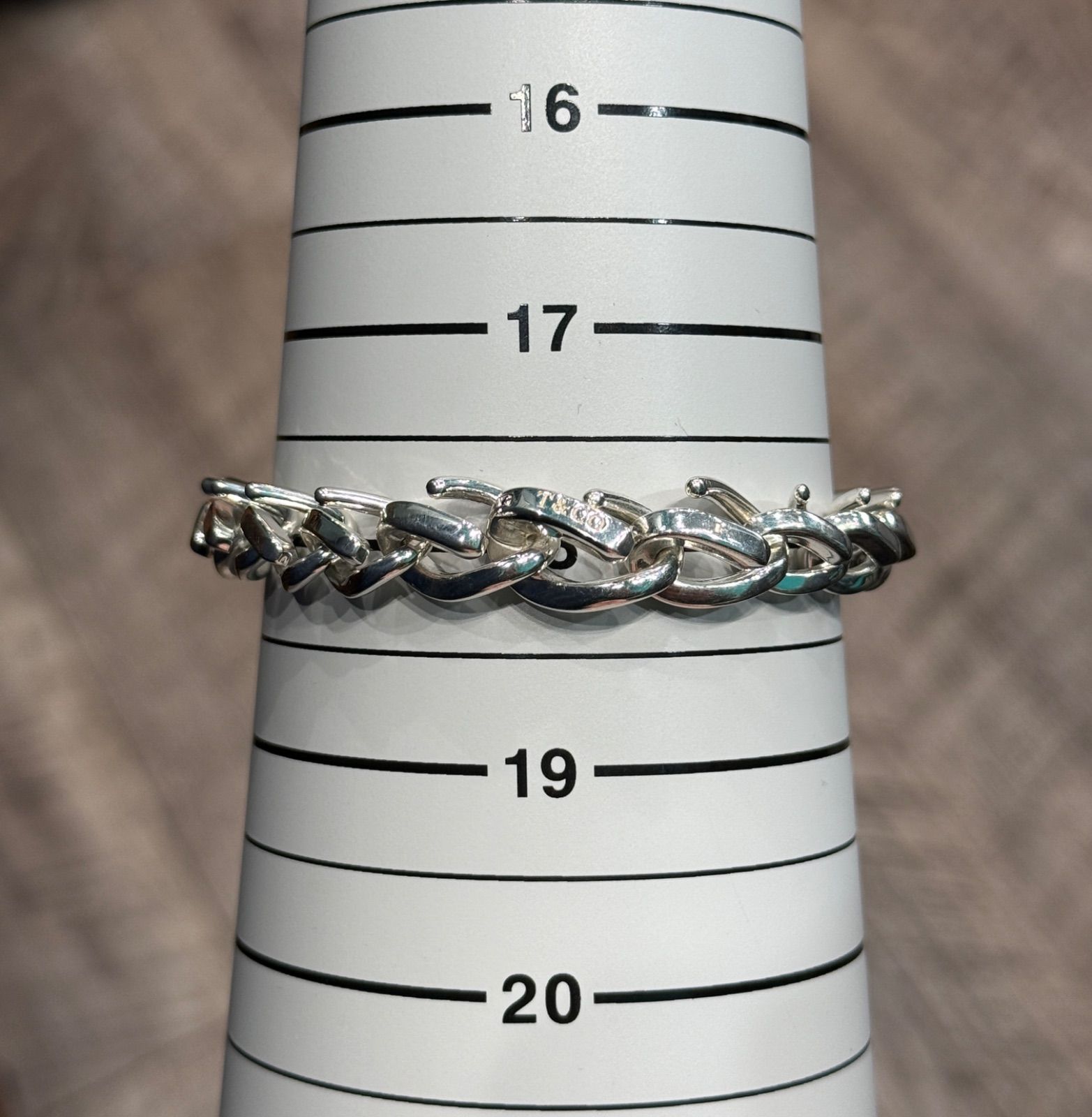 箱有り ティファニー フォージ ミディアムリンク ブレスレット 925 2110 美品】 ティファニー フォージ リンク ブレスレット ティファニー 925