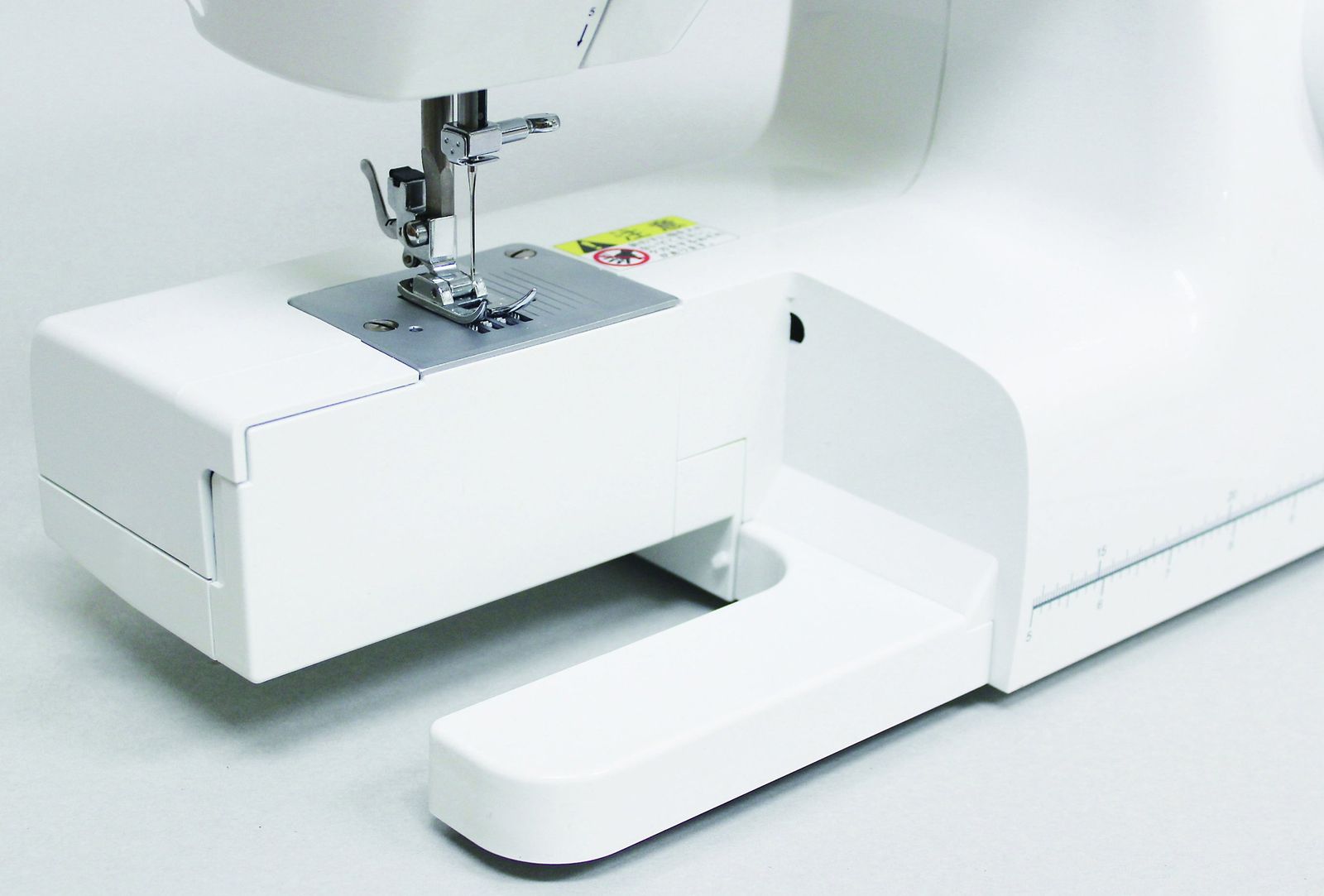 電動ミシン フットコントローラータイプ Tradition II シンガー SN-521 ホワイト WWW_KANDAIZUMI_COM