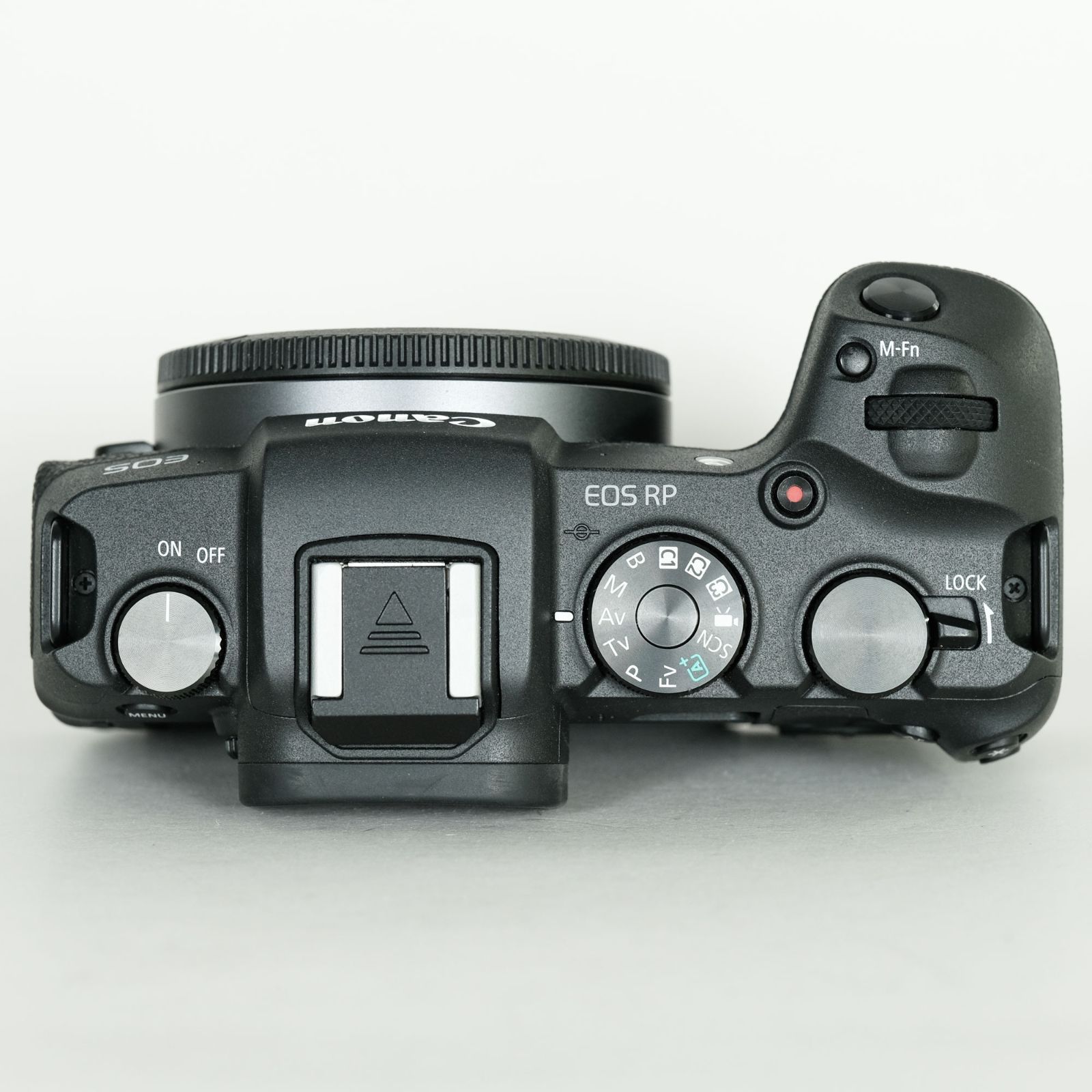 美品] Canon EOS RP [ボディ] / キヤノンRFマウント 美品】Canon