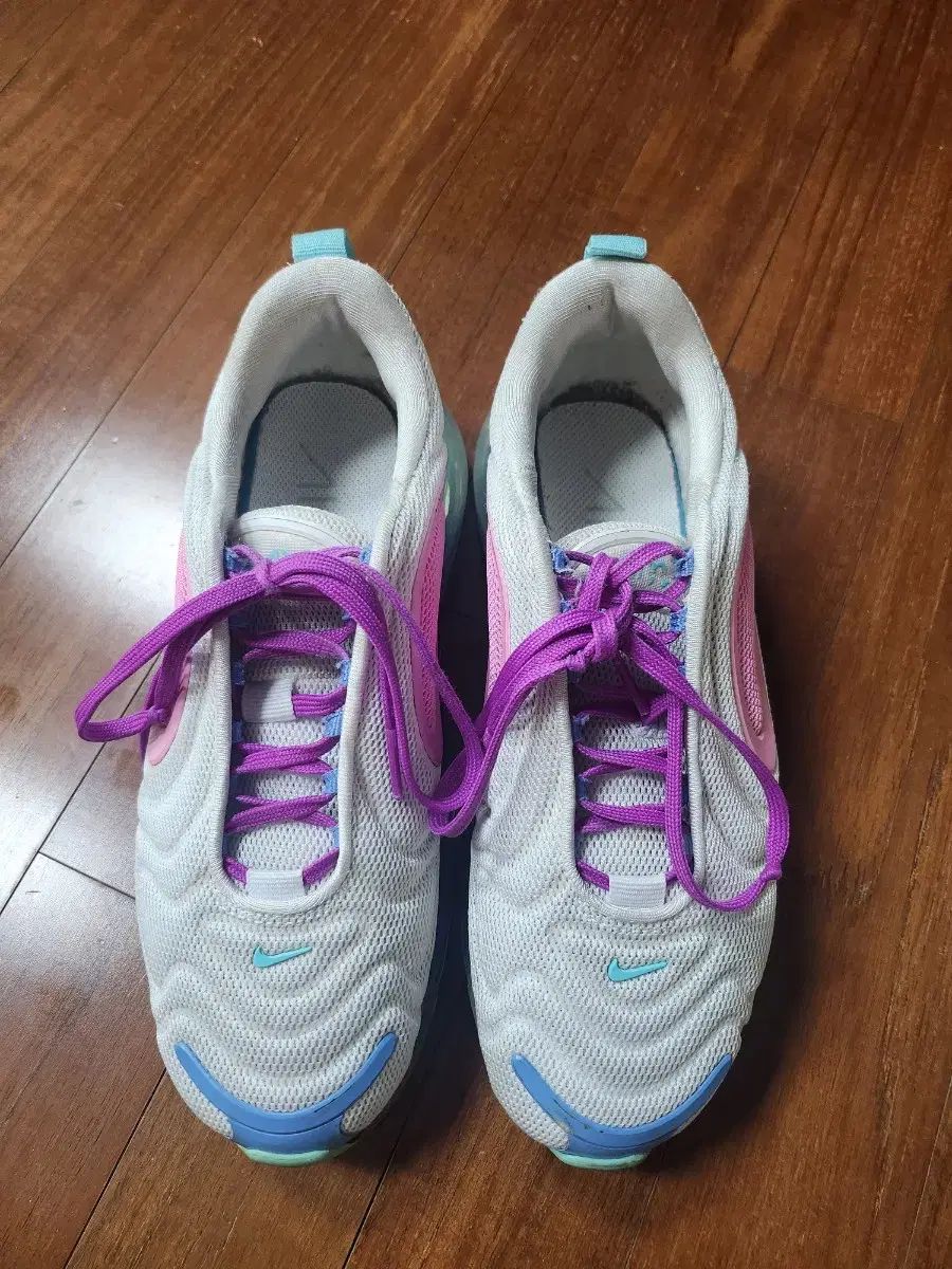 新木 エアマックス (AIR MAX) 240