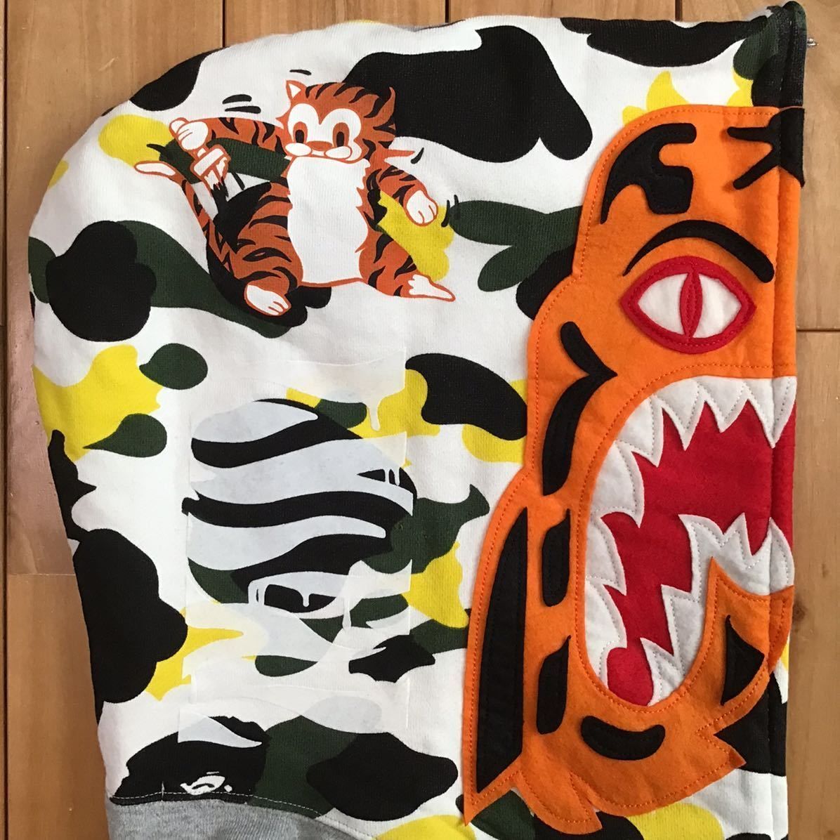 ★大阪限定★ Osaka city camo タイガー パーカー Mサイズ tiger full zip hoodie a bathing ape  BAPE エイプ ベイプ 都市限定 迷彩