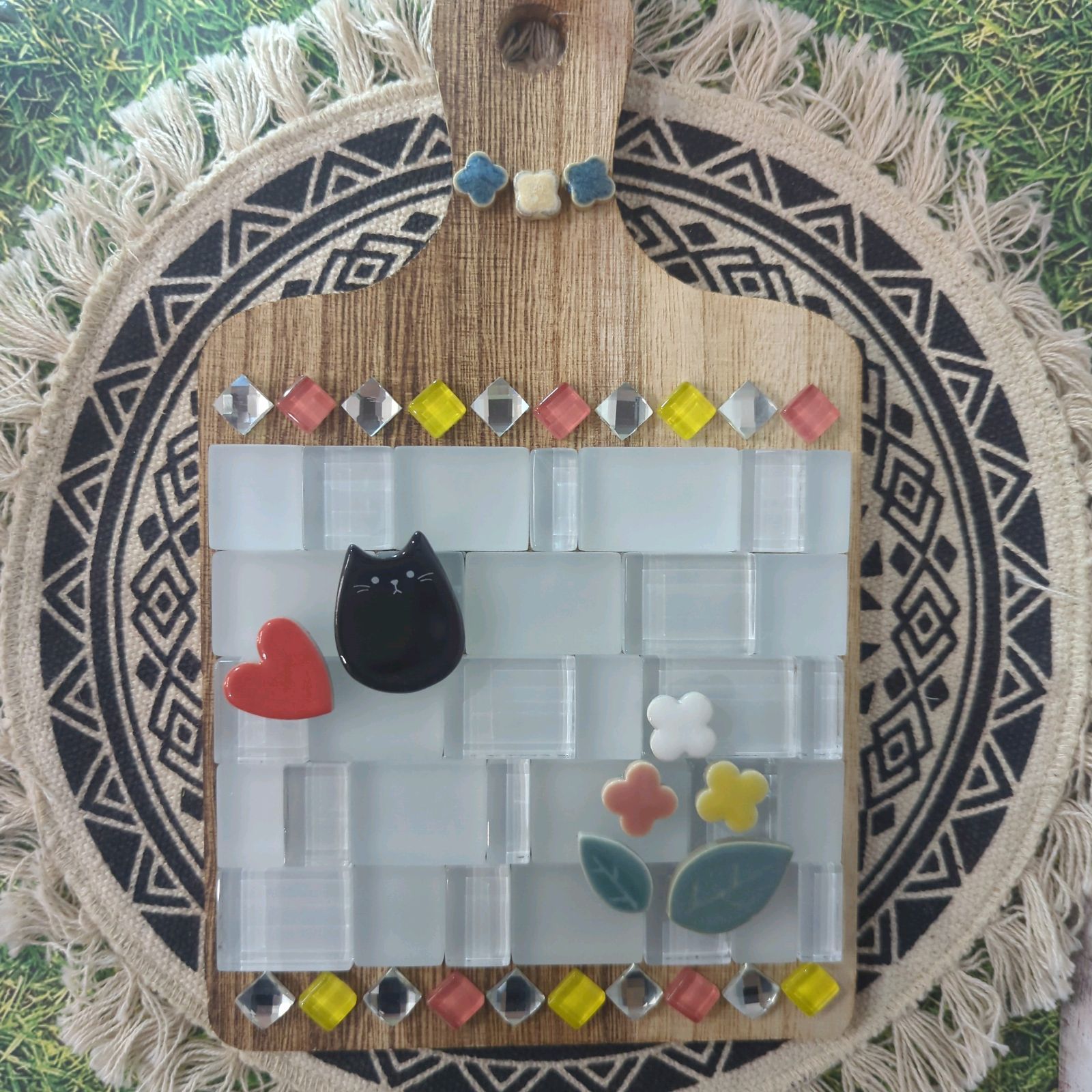 レンガ調タイル(いちご 黒猫)デコパージュ ストロベリー 苺雑貨 猫雑貨