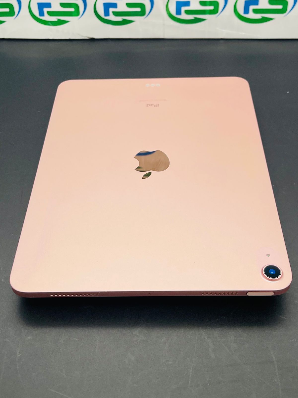 Apple iPad Air ローズゴールド WiFiモデル 64GB 【公式通販】