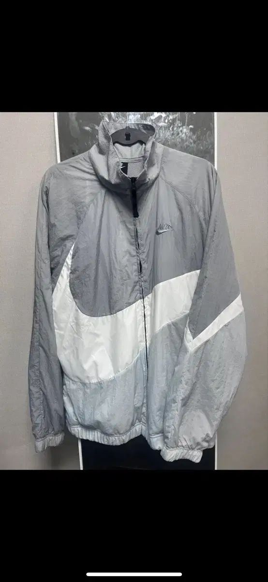 Nike ナイキ スウッシュ ウインドブレーカー