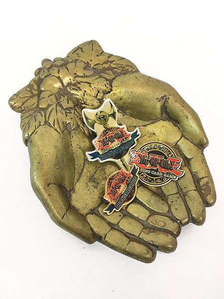 雑貨 古着 90s Yu-Gi-Oh! 遊戯王 千年ロッド 逆輸入 ロゴ ピンバッジ 3