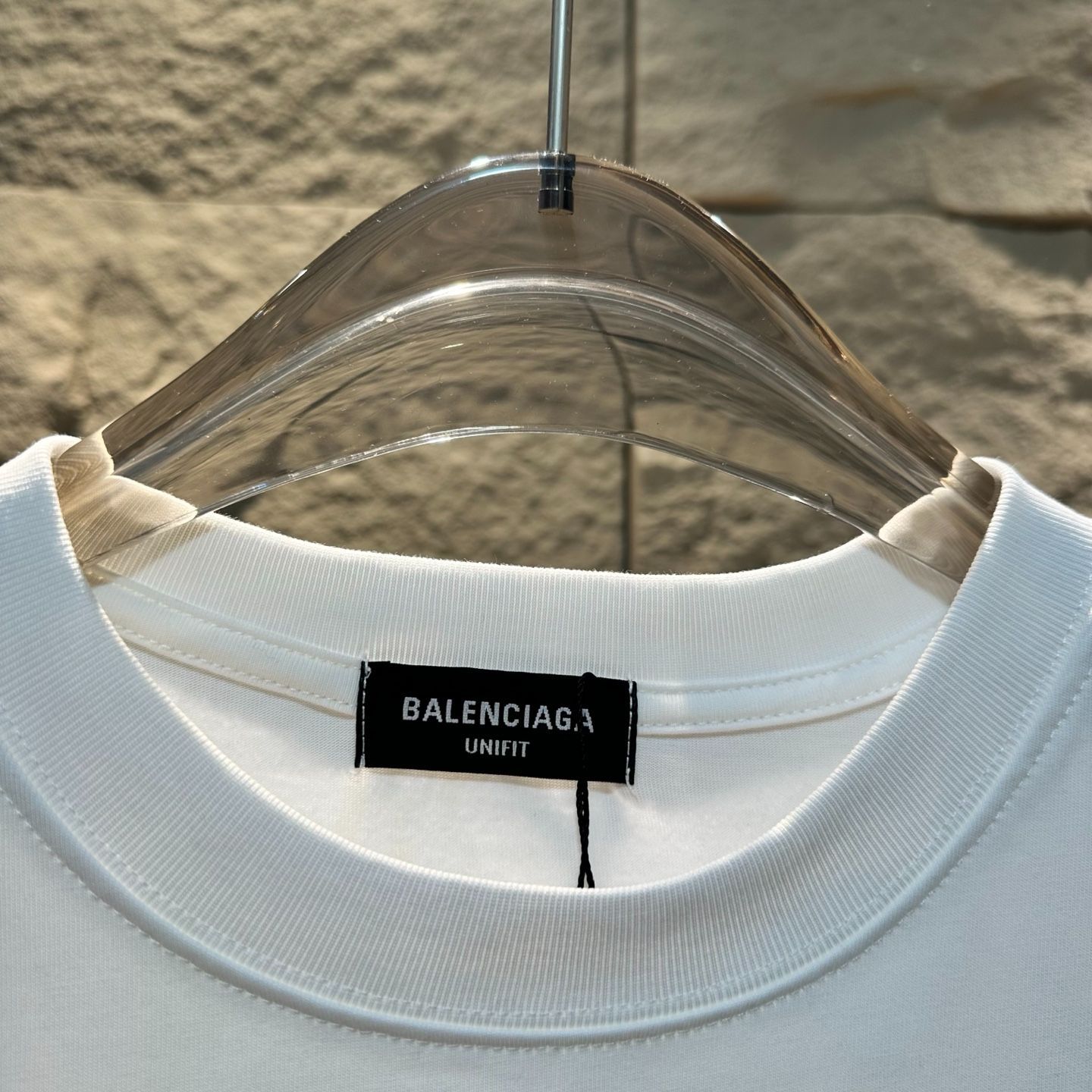ロゴ刺繍ラウンドネック半袖Tシャツ 男女兼用