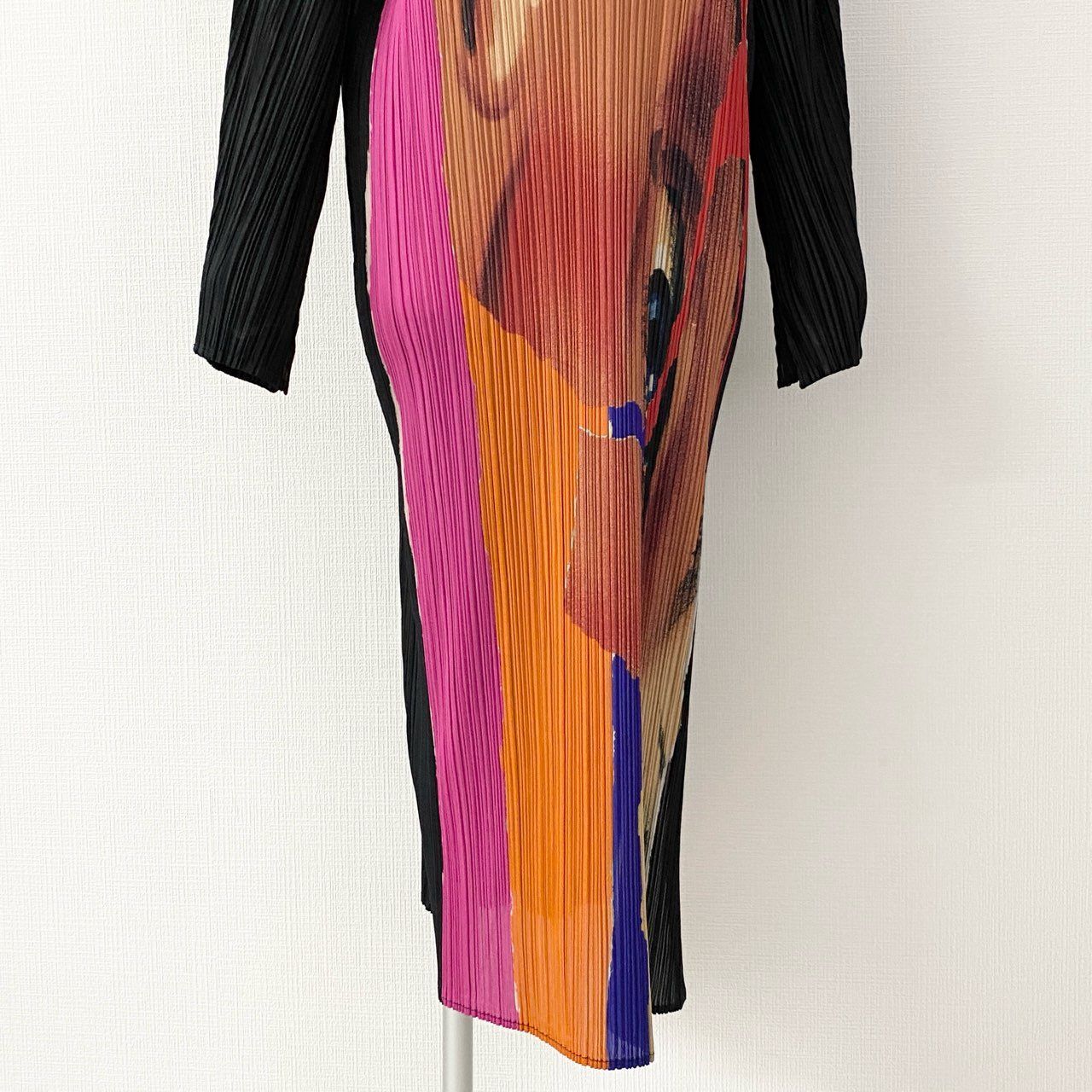 03AW プリーツプリーズ フェイスプリント ロングワンピース スリット 03AW プリーツプリーズ フェイスプリント プリーツロングワンピース