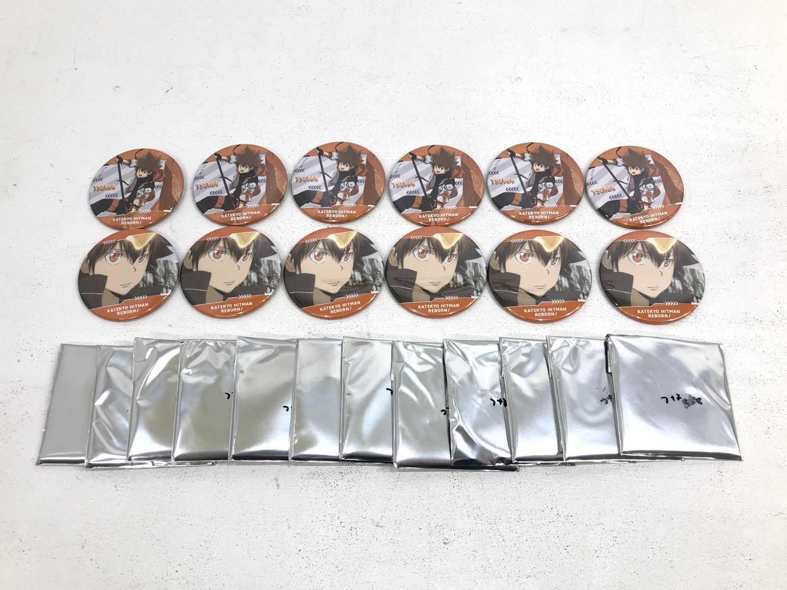 小牧店】家庭教師ヒットマンREBORN! 沢田綱吉 缶バッジ 10点以上