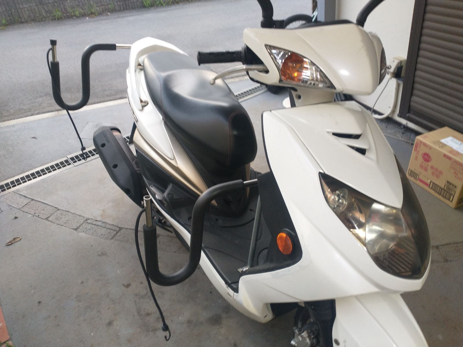 アドレスDIOレッツハンターカブPCXシグナス原付スクーター用