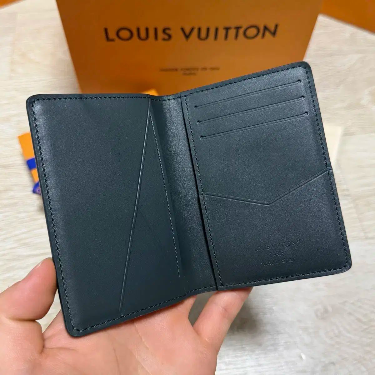 オーガナイザー