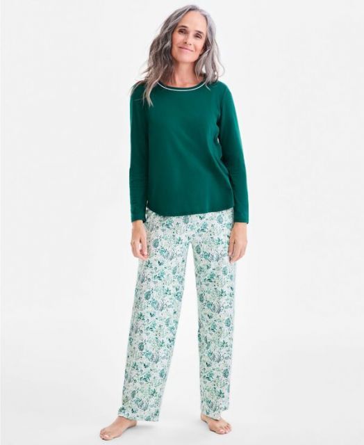 送料無料 チャータークラブ レディース ナイトウェア アンダーウェア Women s Long-Sleeve Jersey Pajama Set Winter Meadow