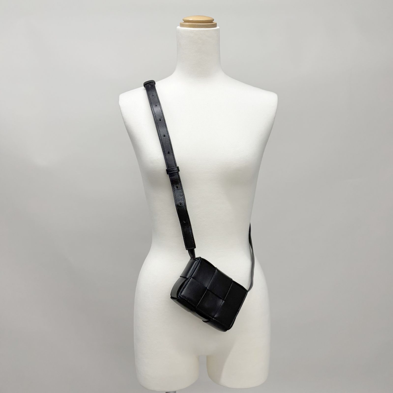 新品未使用訳アリ】Bottega Veneta CANDY CASSETTE マキシイントレ 