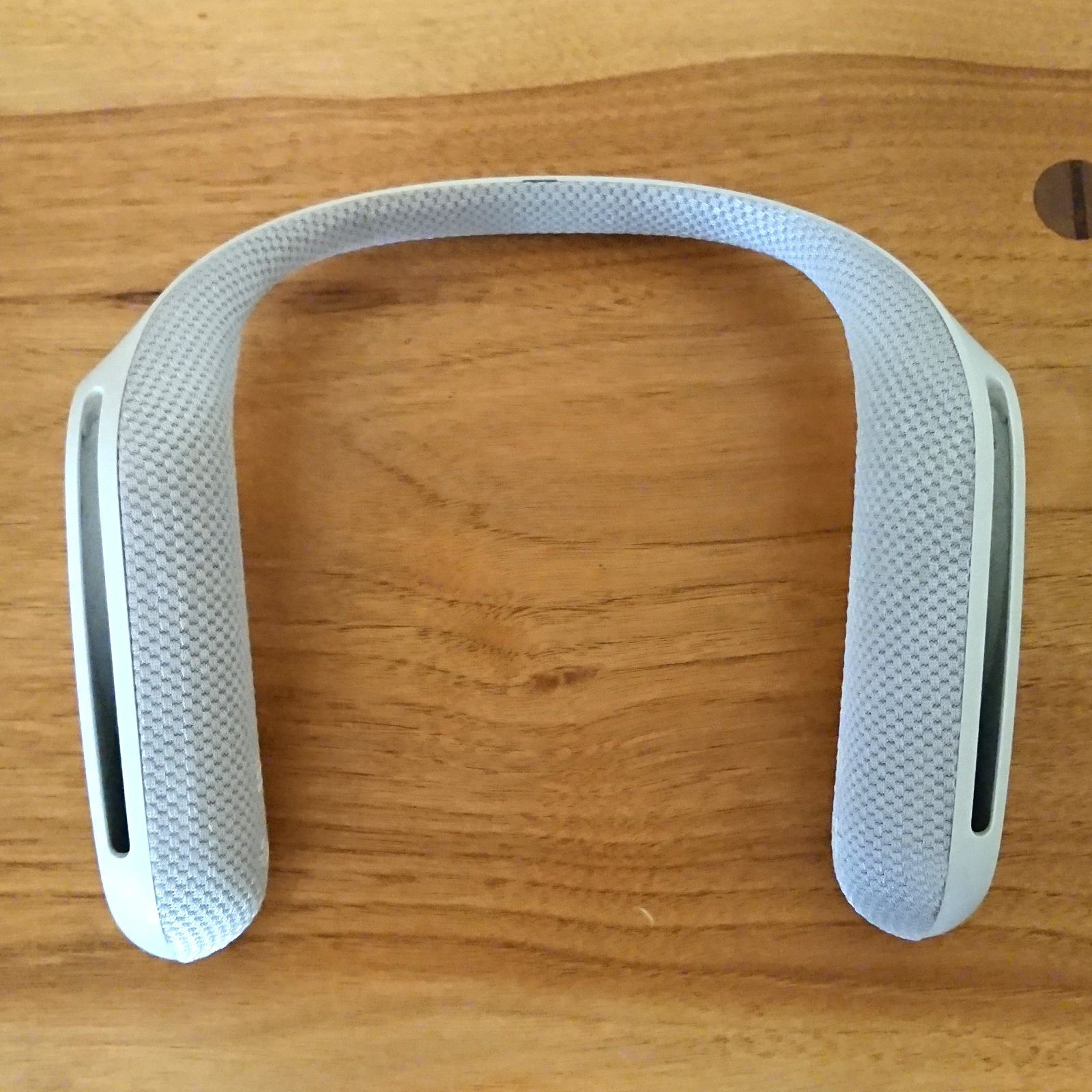 !! SONY SRS-WS1 ウェアラブルネックスピーカー