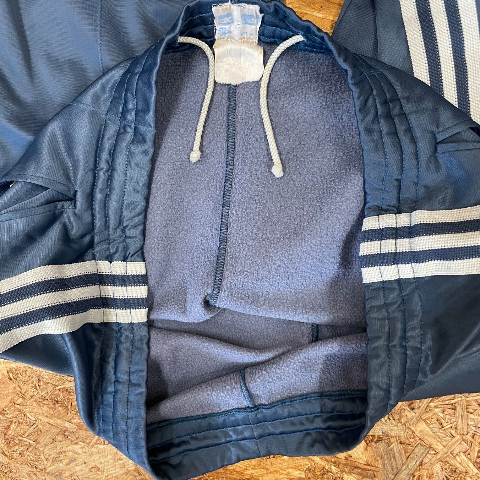 超希少 70s〜80S adidas アディダス ATPジャージ トラックパンツ 80s adidas アディダス ATP トラックパンツ ネイビー／レッド