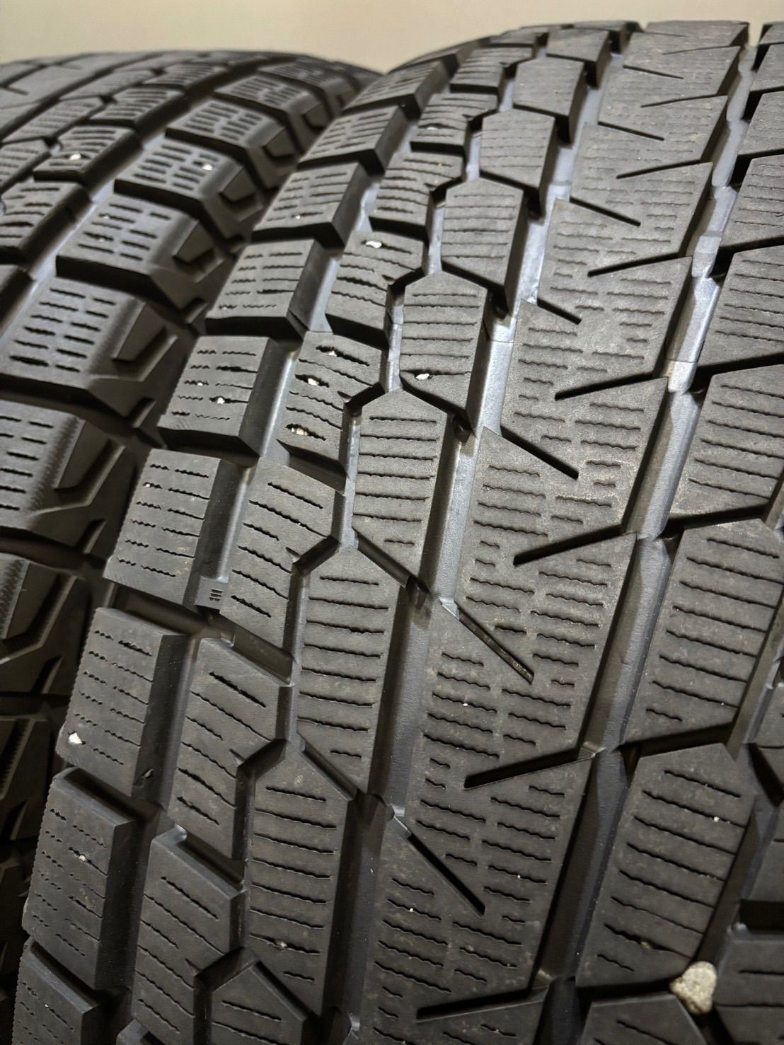 22年製 スタッドレス