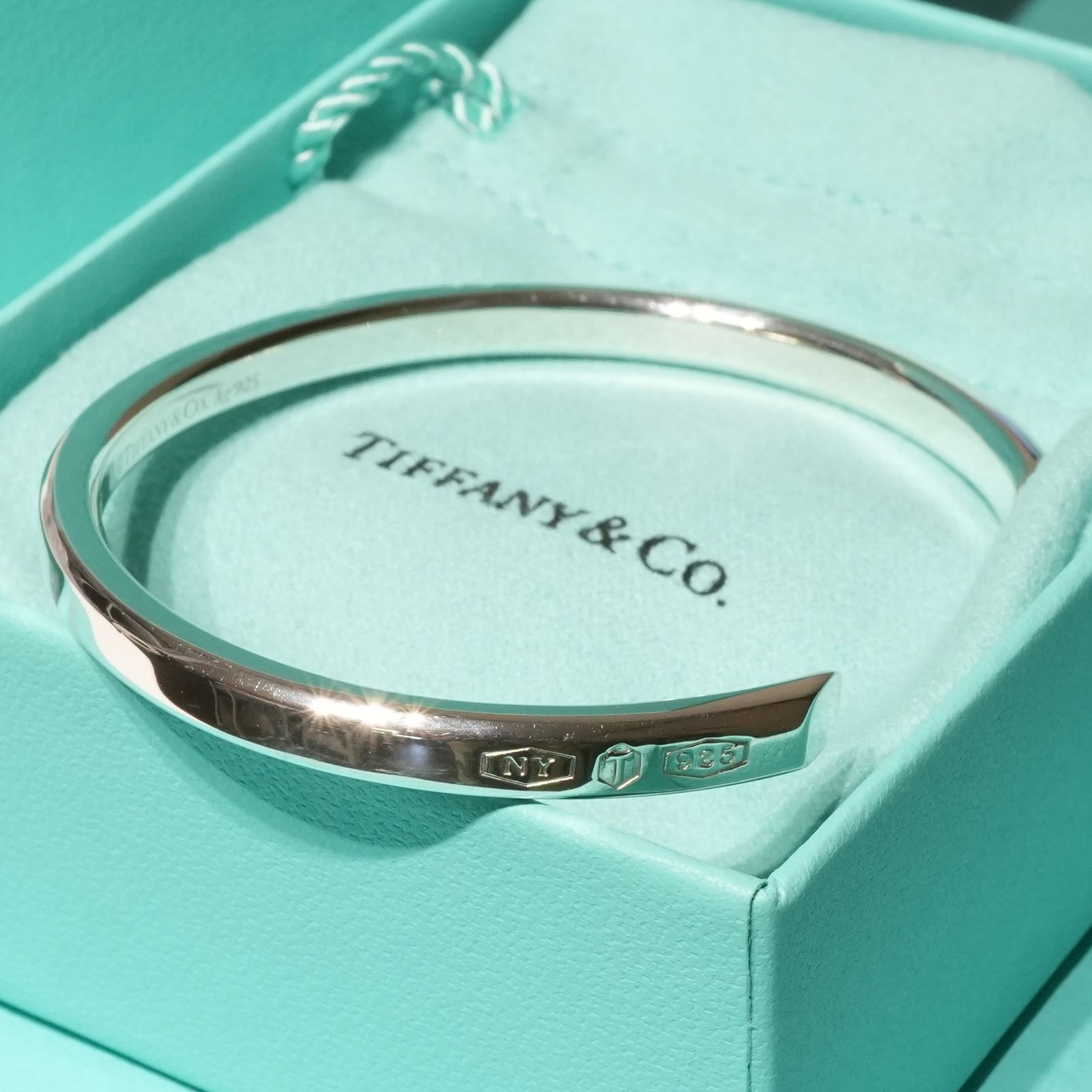 【公式完売品】【定価10万円】ティファニー　バングル　メイカーズカフ 楽天市場】TIFFANY&Co. ティファニー メイカーズ ナロー カフ