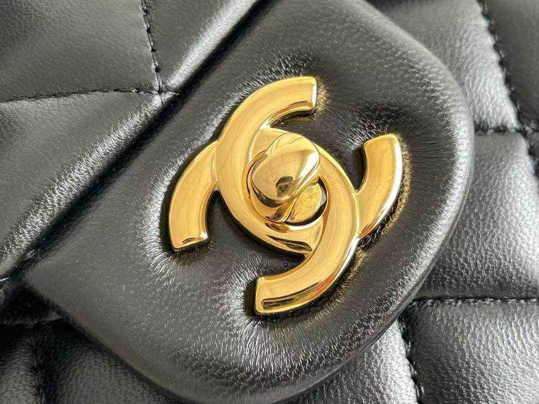 CHANEL マトラッセ 25 ラムスキン チェーンショルダーバッグ-MM