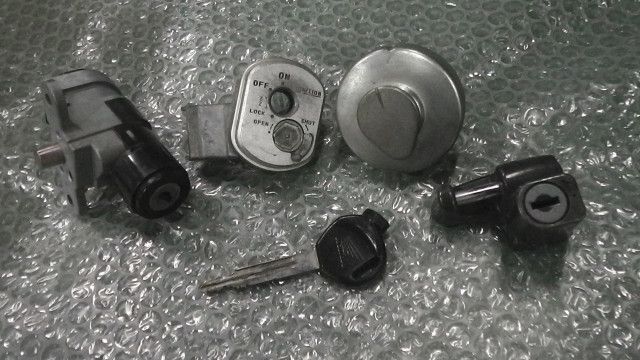 ベンリィ　プロ　　AA03-1015xxx　の　キーセット:#1675298317