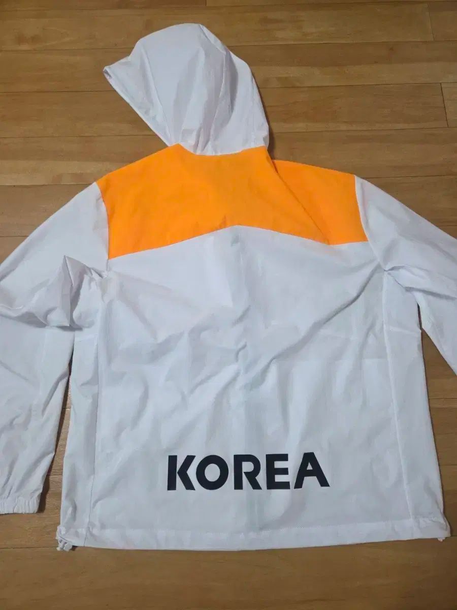 陸上 韓国国家代表 支給品 デサント₍DESCENTE ウィンドブレーカー 110 サイズ