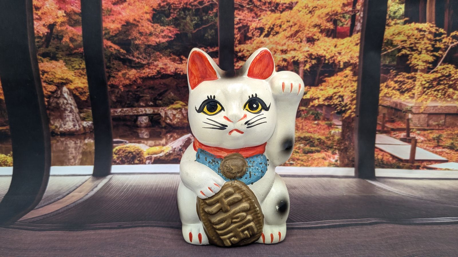 左手あげ 招き猫 貯金箱 縁起物 金運招き猫】金小槌招き猫(貯金