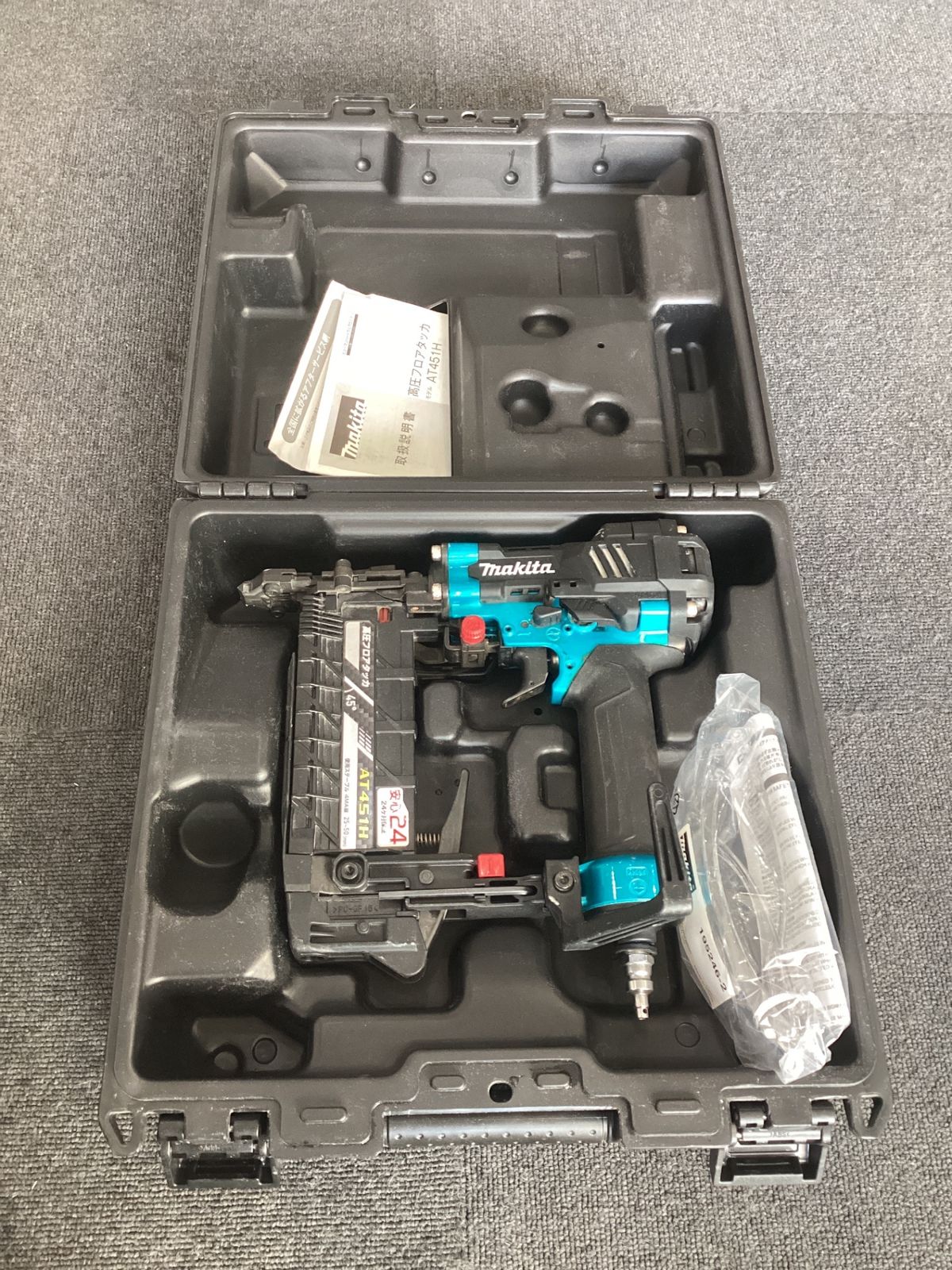 マキタ makita AT451H 高圧フロアタッカ 中古美品 25～50mm 保護メガネ/ケース/説明書付き 【ハンズクラフト宜野湾店】 - その他