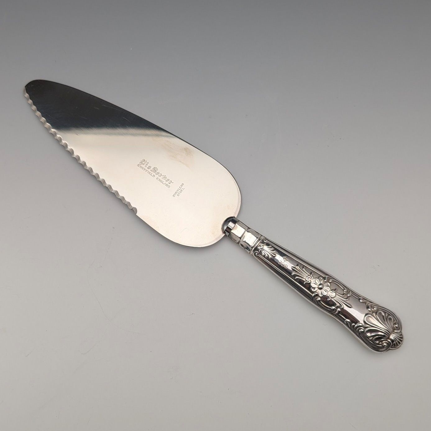 1972年 英国ヴィンテージ 純銀製ハンドル ケーキスライサー 箱入り Harrison Brothers