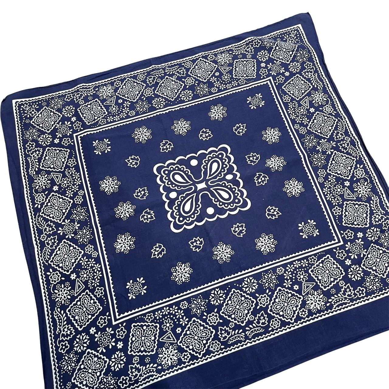 RN13960 クッキー柄　バンダナ　ネイビー/グリーン RN13960 クッキー柄 バンダナ ネイビー/グリーン 【公式通販】