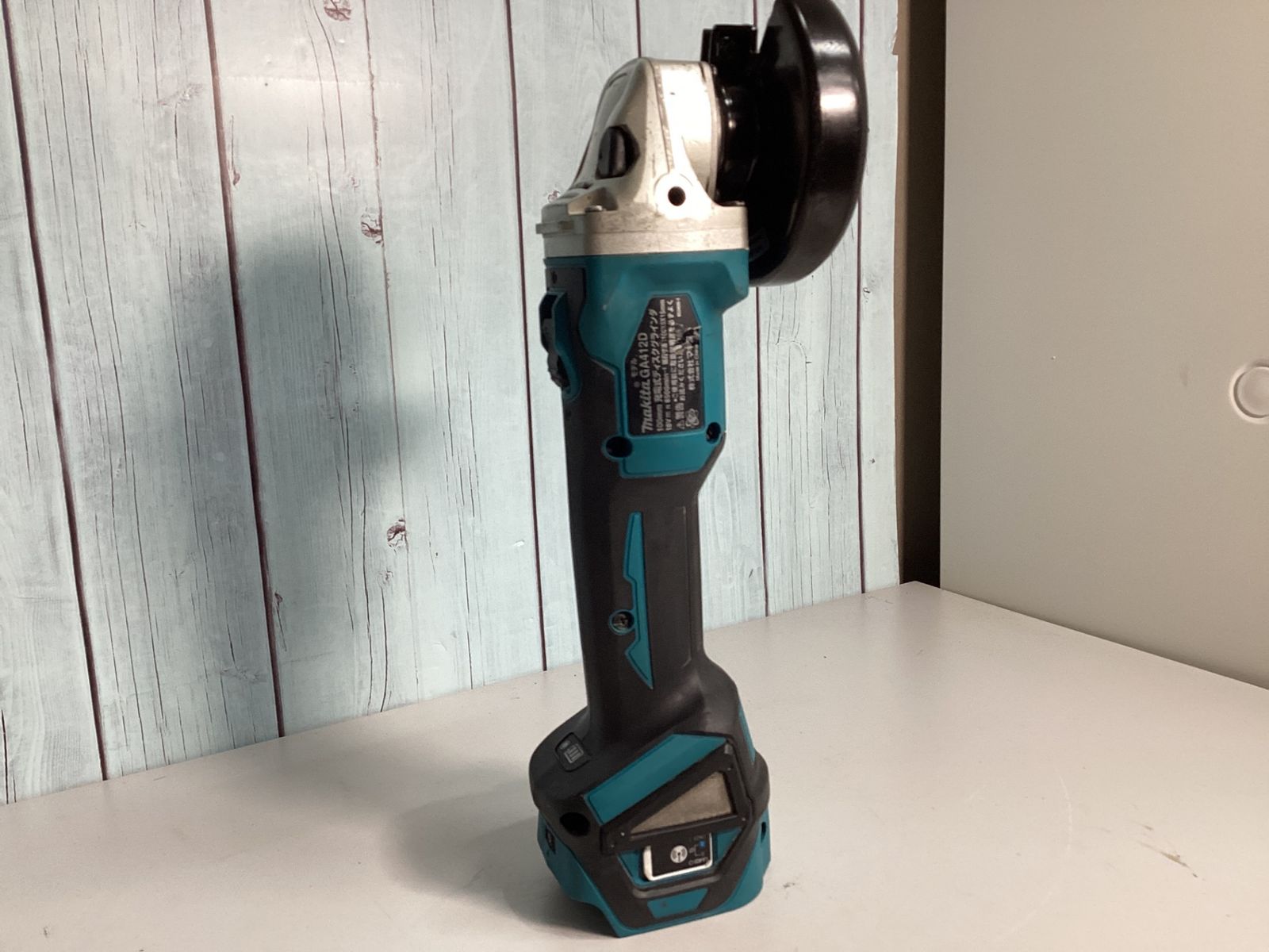 マキタ makita 100mmコードレスディスクグラインダ GA412DZ