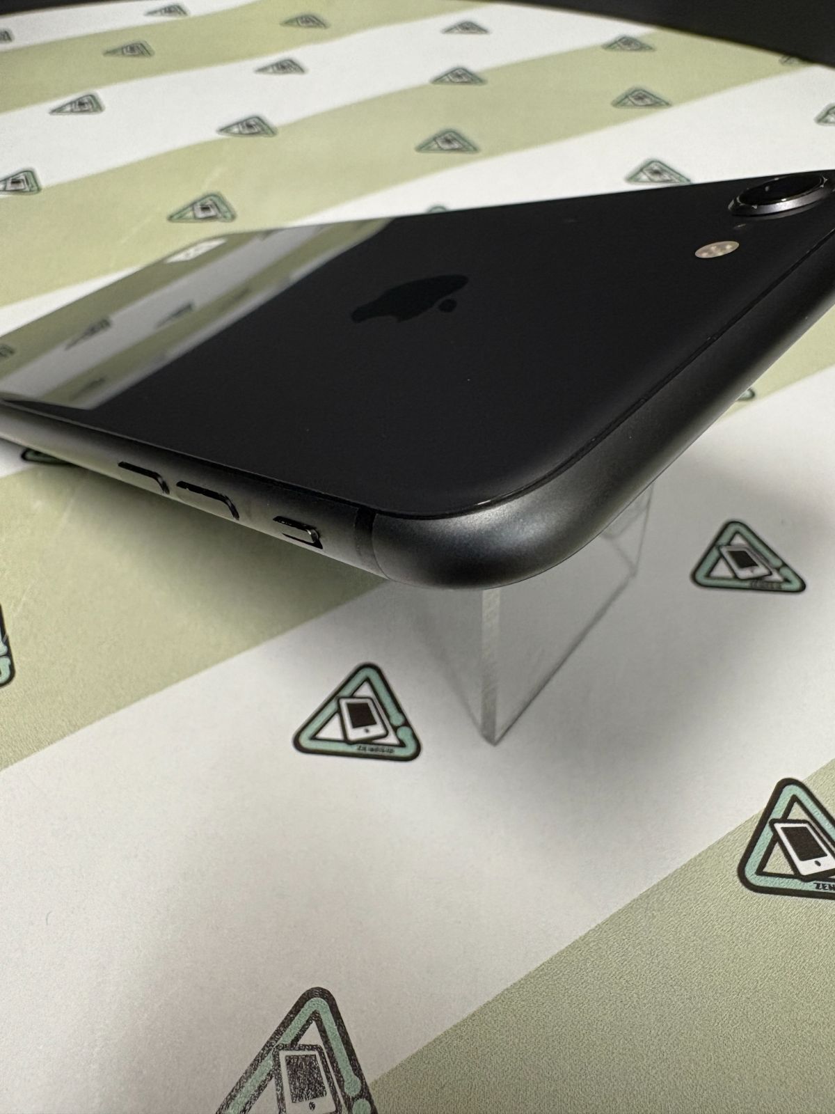 スペースグレイ SIMフリー