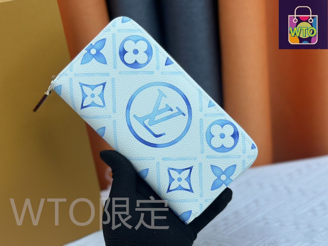 新品未使用♪ ルイヴィトン　モノグラムフットプリント　M01690 Louis Vuitton モノグラムフットプリント チャームM01690