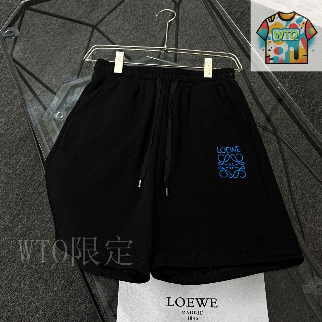 今日特価】LOEWE Classic Embroidered ショートパンツ - メルカリ
